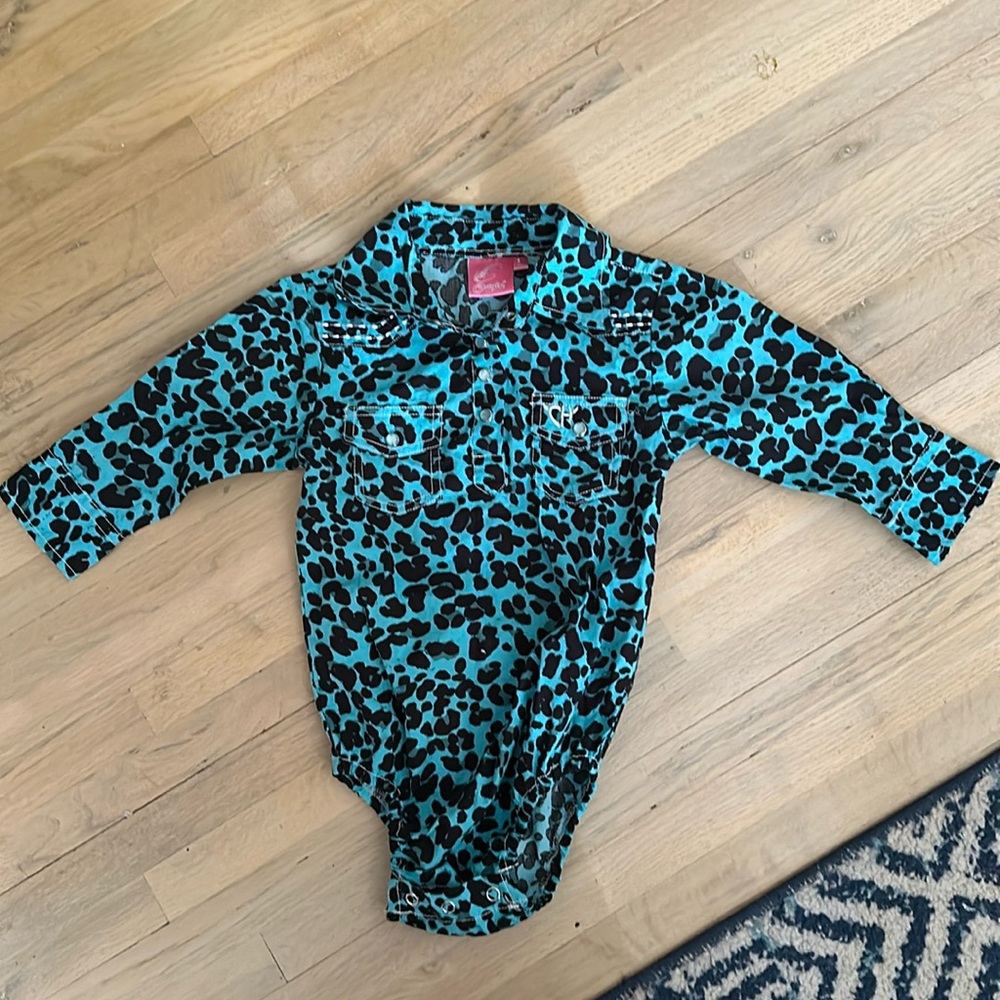 Leopard print pearl snap onsie
